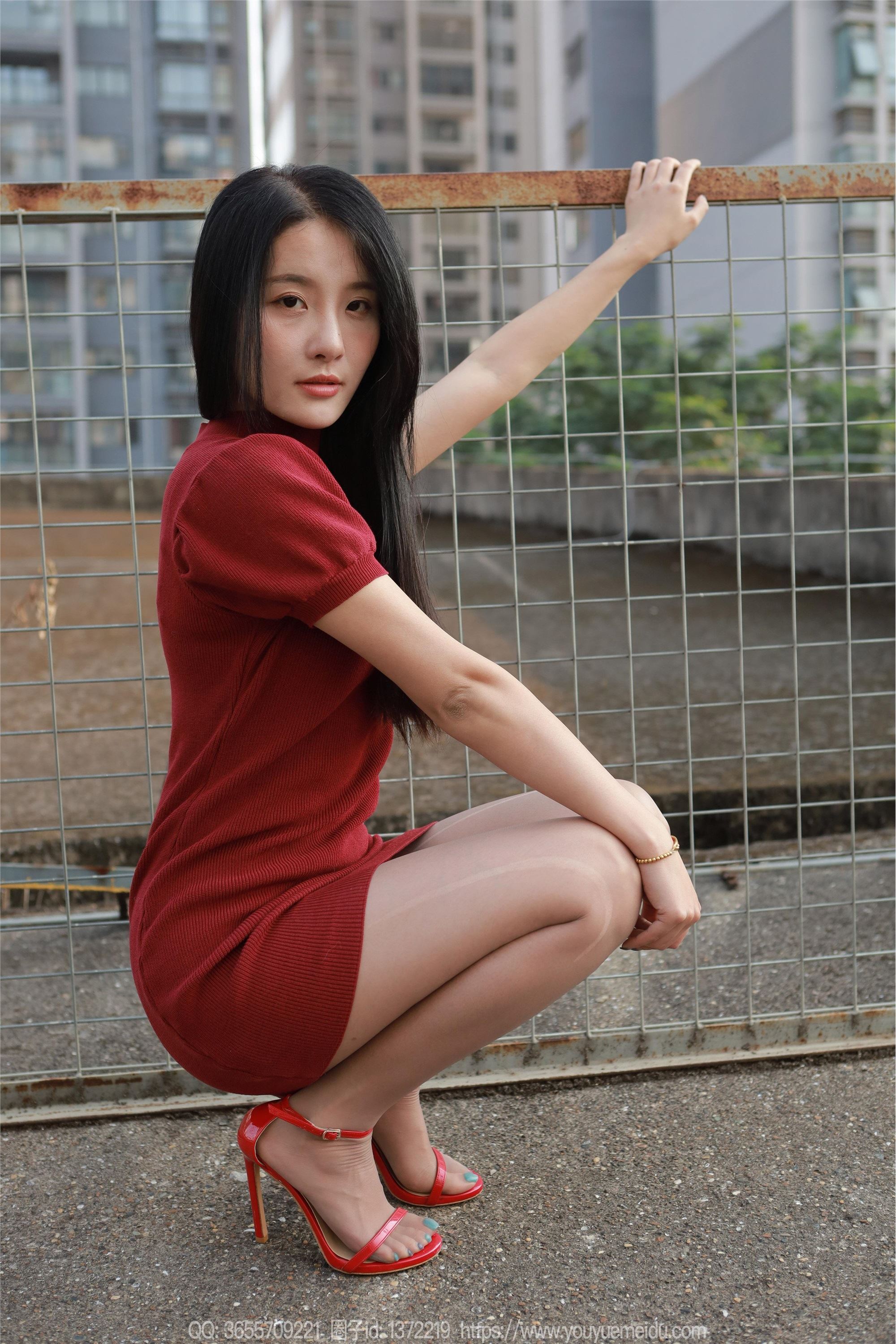 IESS异思趣向  2025.02.09 丝享家 1972 婉萍《西红柿（上）》